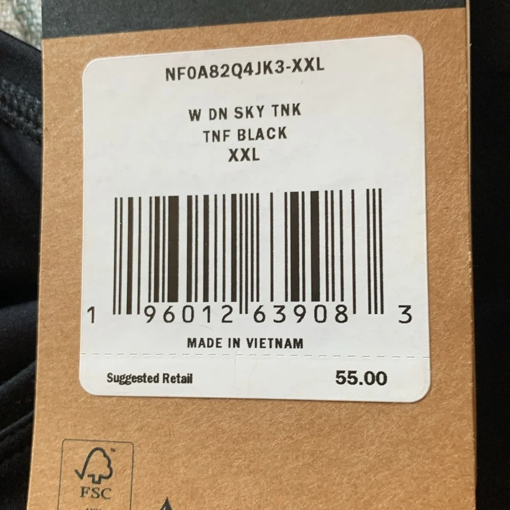 WOMEN'S THE NORTH FACE | DUNE SKY TANK | BLACK - Picture 8 of 9